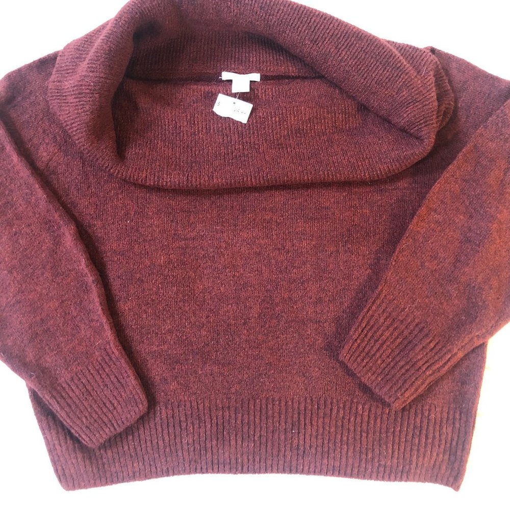 H&M  NWT SZ:S OFF SHOULDER SWEATER
